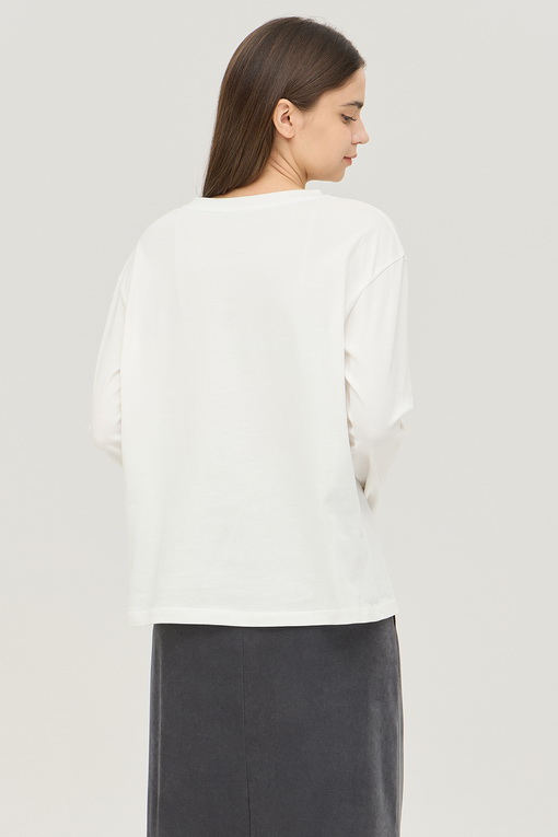 https://img.benettonmall.com/PARTS/KB/24F/BATS57461WH_MB_D1.jpg