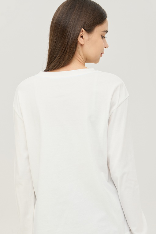 https://img.benettonmall.com/PARTS/KB/24F/BATS57461WH_MB_D3.jpg