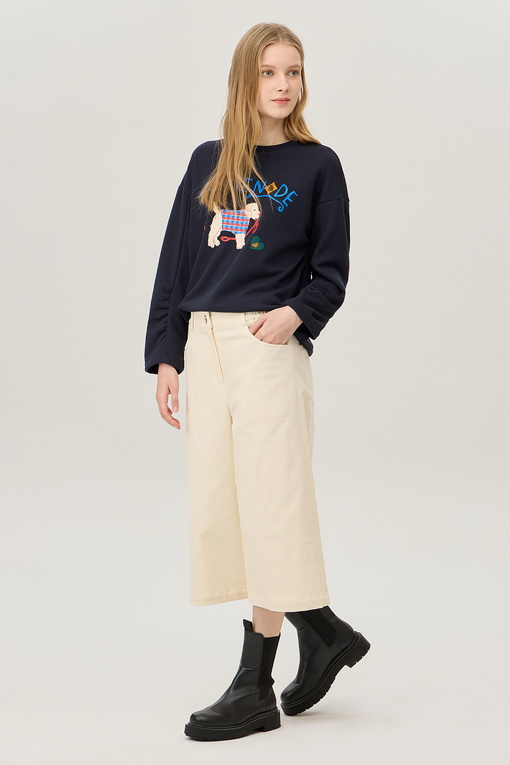 https://img.benettonmall.com/PARTS/KB/24F/BATS58461DN_MB_D5.jpg