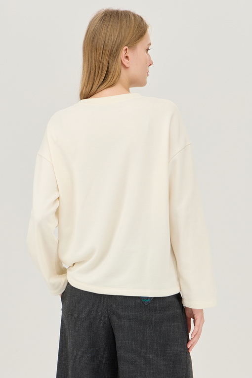 https://img.benettonmall.com/PARTS/KB/24F/BATS58461IV_MB_D1.jpg