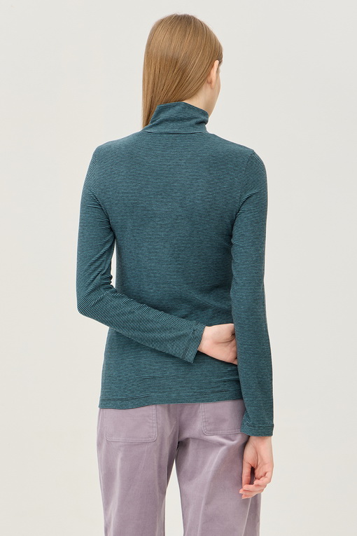 https://img.benettonmall.com/PARTS/KB/24F/BATS59461MT_MB_D1.jpg
