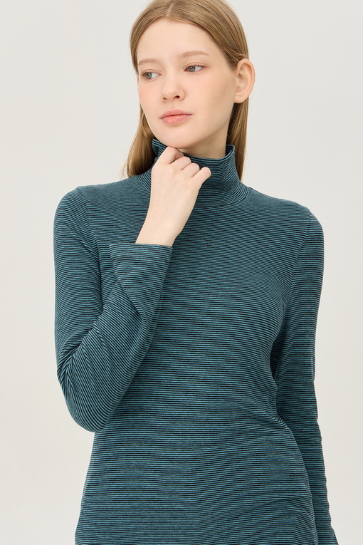 https://img.benettonmall.com/PARTS/KB/24F/BATS59461MT_MB_D2.jpg