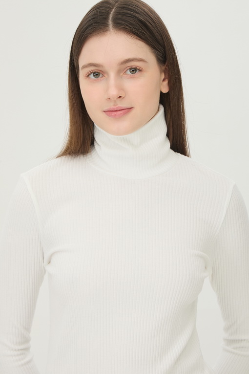 https://img.benettonmall.com/PARTS/KB/24F/BATSE1461IV_MB_D2.jpg