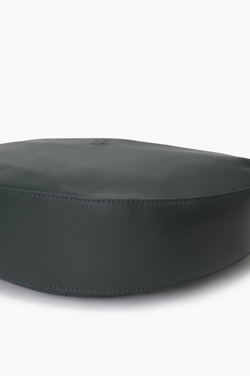 https://img.benettonmall.com/PARTS/KB/24F/BCBG04441KA_MB_D5.jpg