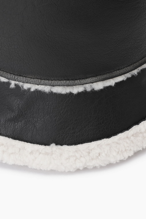 https://img.benettonmall.com/PARTS/KB/24F/BCCP54461BK_MB_D3.jpg