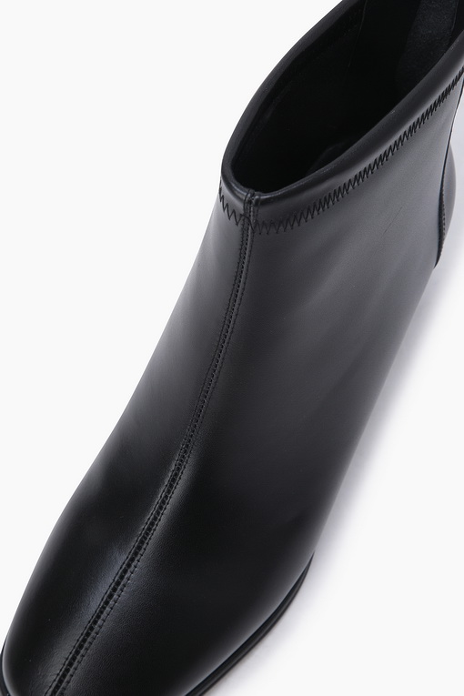 https://img.benettonmall.com/PARTS/KB/24F/BCSH51461BK_MB_D3.jpg