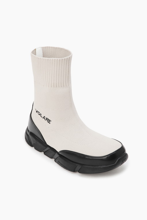 https://img.benettonmall.com/PARTS/KB/24F/BCSH53461BE_MB_D1.jpg