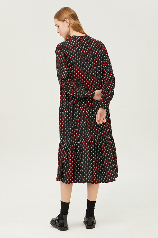 https://img.benettonmall.com/PARTS/KB/24S/BAOP01411BK_MB_D1.jpg