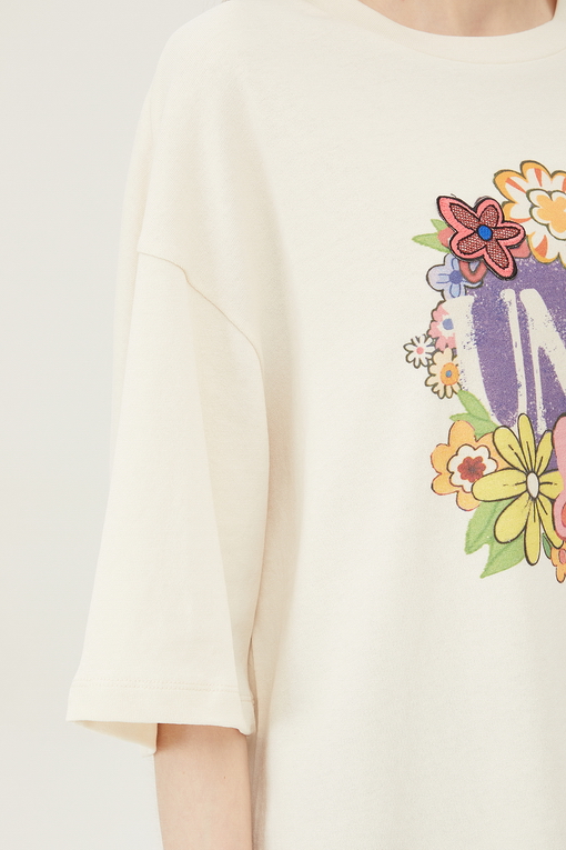 https://img.benettonmall.com/PARTS/KB/24S/BATS57431CR_MB_D4.jpg