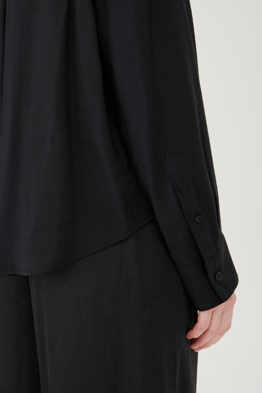 https://img.benettonmall.com/PARTS/KB/25F/BABL07541BK_MB_D4.jpg