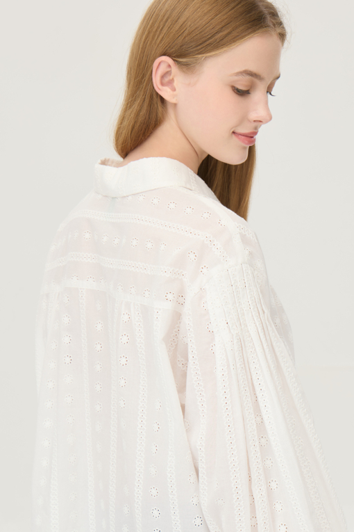 https://img.benettonmall.com/PARTS/KB/25F/BABL11541WH_MB_D3.jpg