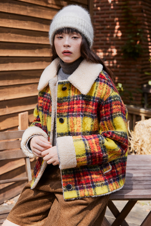 https://img.benettonmall.com/PARTS/KB/25F/BACT55561YE_MB_D0.jpg