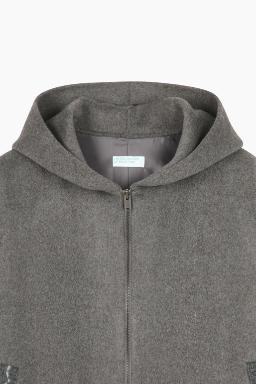 https://img.benettonmall.com/PARTS/KB/25F/BACTF1561DG_MB_D12.jpg