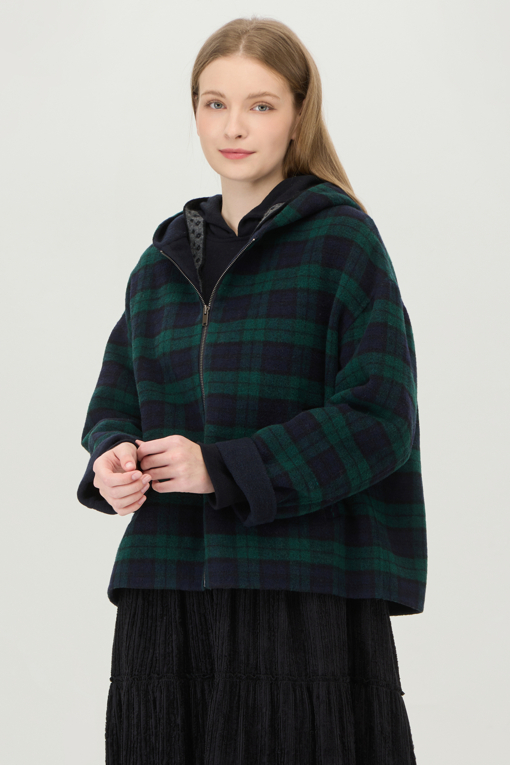 https://img.benettonmall.com/PARTS/KB/25F/BACTF1561GN_MB_D0.jpg