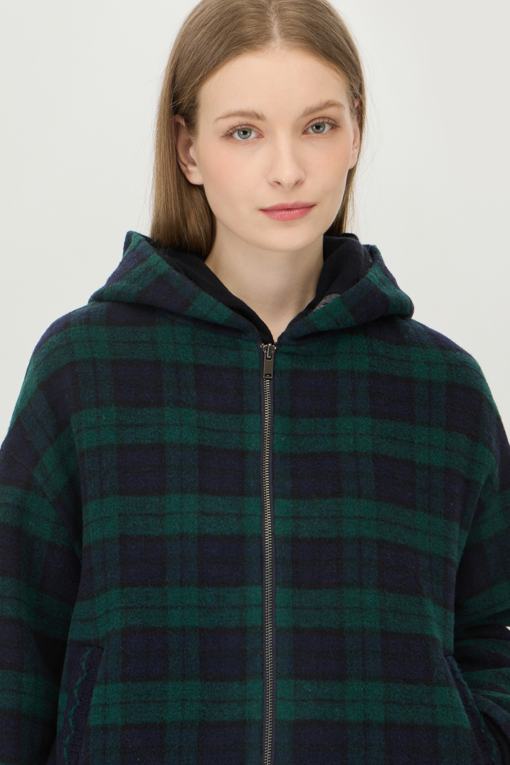 https://img.benettonmall.com/PARTS/KB/25F/BACTF1561GN_MB_D2.jpg