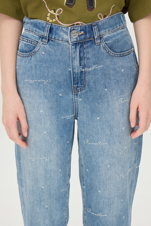 https://img.benettonmall.com/PARTS/KB/25F/BADP19541IN_MB_D2.jpg