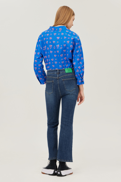 https://img.benettonmall.com/PARTS/KB/25F/BADP21541IN_MB_D1.jpg