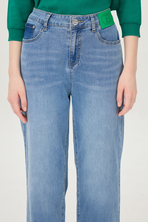 https://img.benettonmall.com/PARTS/KB/25F/BADP23541BL_MB_D2.jpg