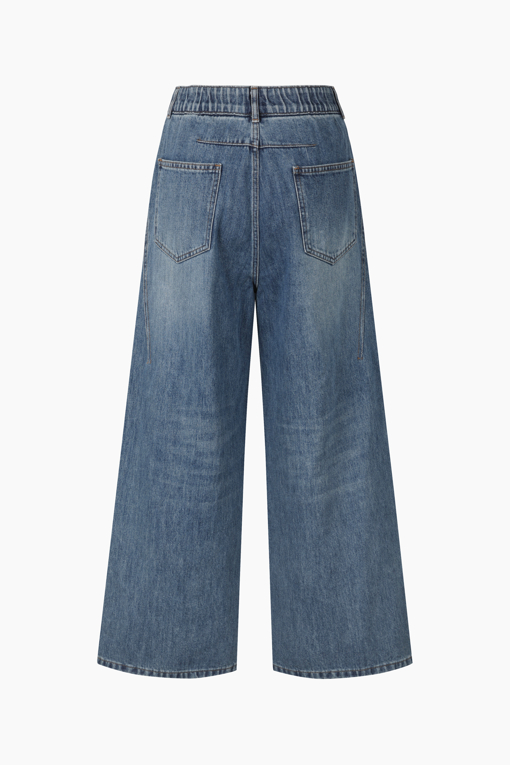 https://img.benettonmall.com/PARTS/KB/25F/BADP24541IN_MB_D1.jpg