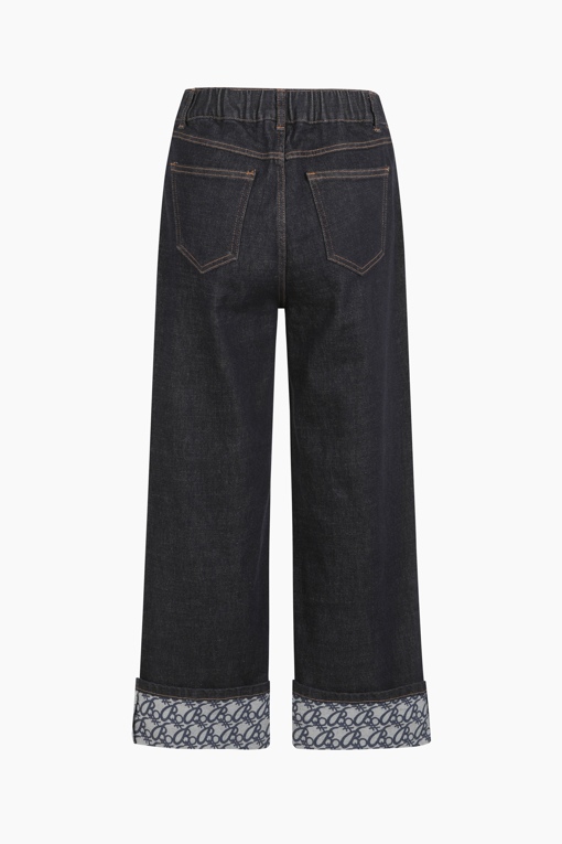 https://img.benettonmall.com/PARTS/KB/25F/BADP60561IN_MB_D11.jpg