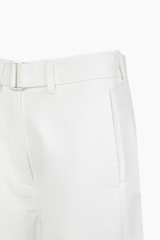https://img.benettonmall.com/PARTS/KB/25F/BADP91541IV_MB_D2.jpg