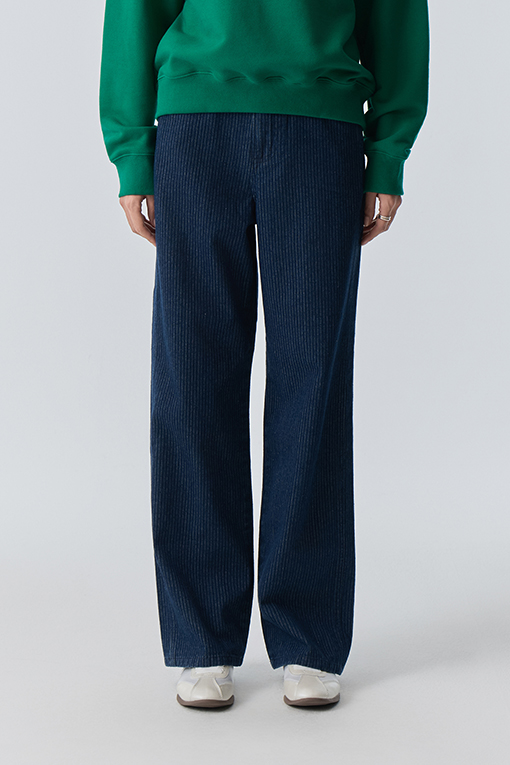 https://img.benettonmall.com/PARTS/KB/25F/BADPY1541MU_MB_D0.jpg
