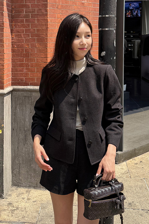 https://img.benettonmall.com/PARTS/KB/25F/BAJKY1561DW_MB_D0.jpg