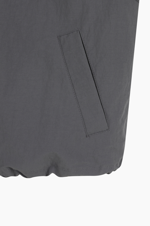https://img.benettonmall.com/PARTS/KB/25F/BAJP01541DG_MB_D13.jpg