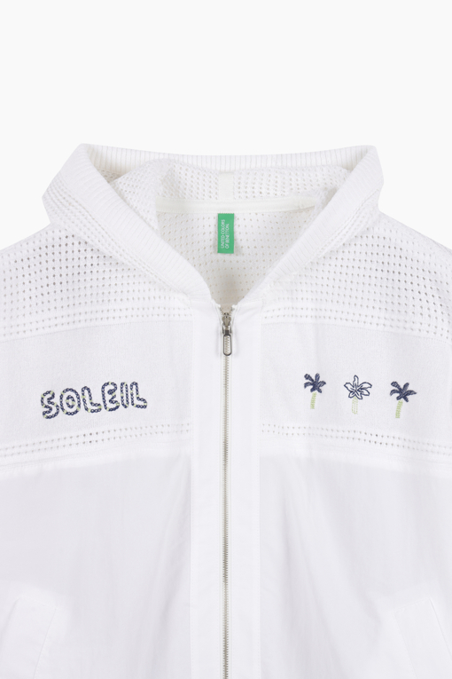 https://img.benettonmall.com/PARTS/KB/25F/BAJP01541WH_MB_D12.jpg