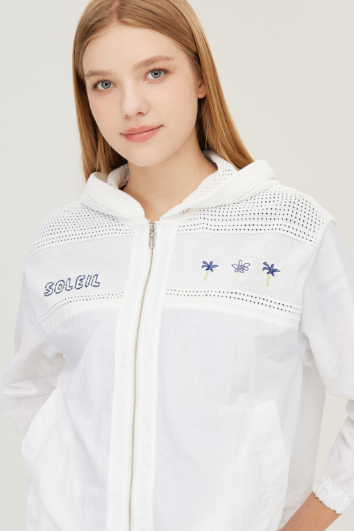 https://img.benettonmall.com/PARTS/KB/25F/BAJP01541WH_MB_D2.jpg