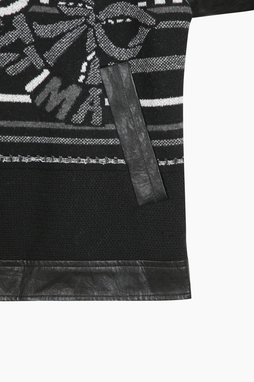 https://img.benettonmall.com/PARTS/KB/25F/BAJP05541BK_MB_D3.jpg