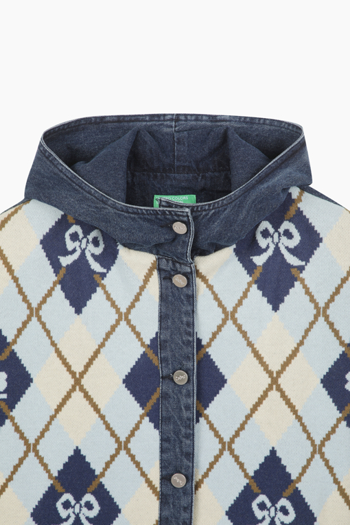 https://img.benettonmall.com/PARTS/KB/25F/BAJP06541IN_MB_D2.jpg