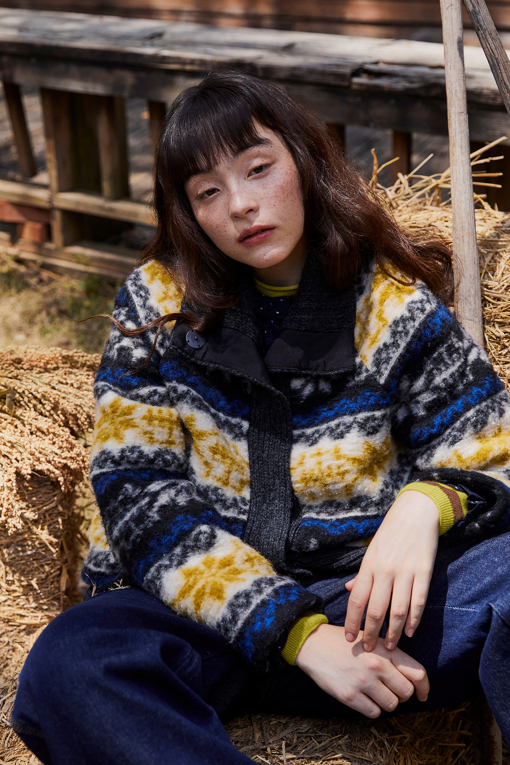 https://img.benettonmall.com/PARTS/KB/25F/BAJP53561DG_MB_D0.jpg