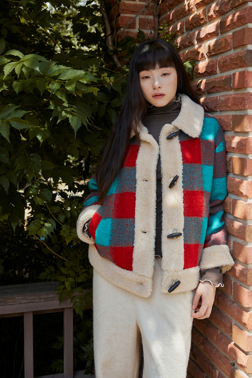 https://img.benettonmall.com/PARTS/KB/25F/BAJP60561RD_MB_D0.jpg