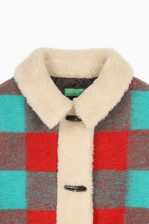 https://img.benettonmall.com/PARTS/KB/25F/BAJP60561RD_MB_D12.jpg