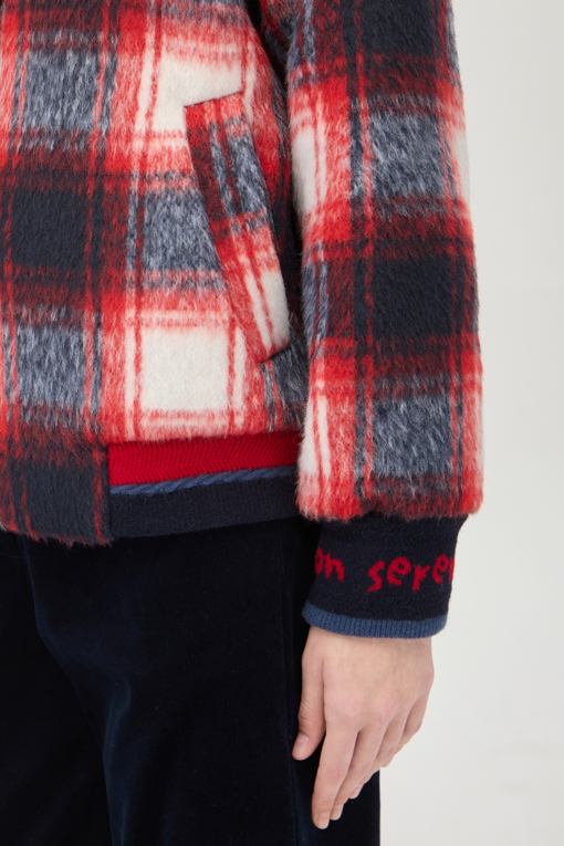 https://img.benettonmall.com/PARTS/KB/25F/BAJPF4561NY_MB_D4.jpg
