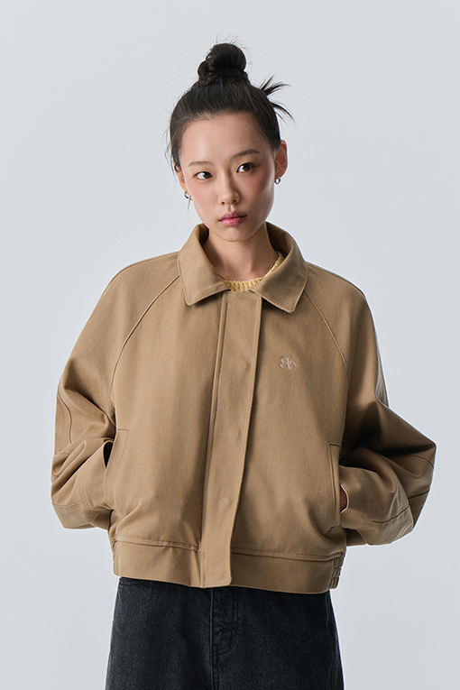 https://img.benettonmall.com/PARTS/KB/25F/BAJPY1541BE_MB_D0.jpg