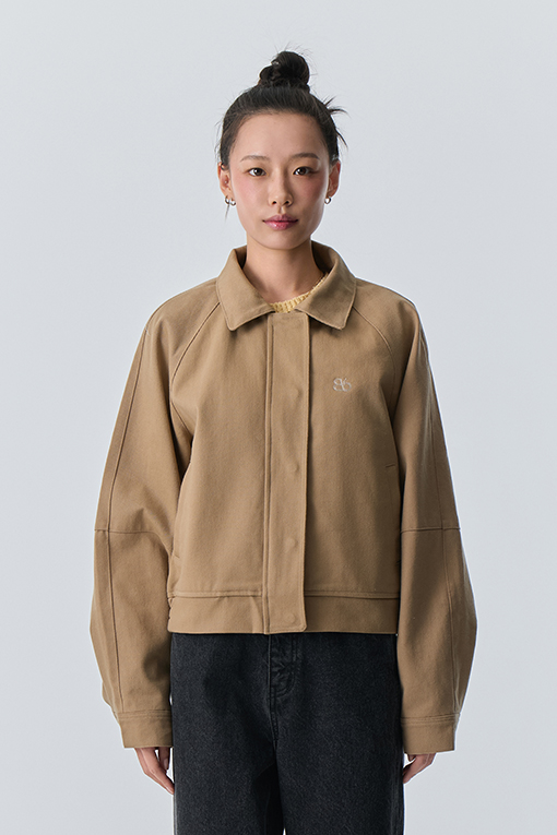 https://img.benettonmall.com/PARTS/KB/25F/BAJPY1541BE_MB_D1.jpg
