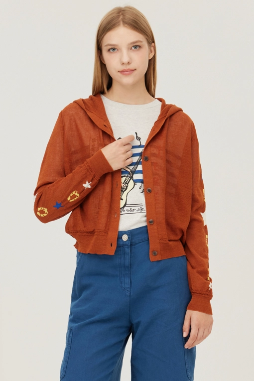 https://img.benettonmall.com/PARTS/KB/25F/BAKC04541BR_MB.jpg