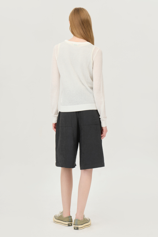 https://img.benettonmall.com/PARTS/KB/25F/BAKCE4541WH_MB_D1.jpg