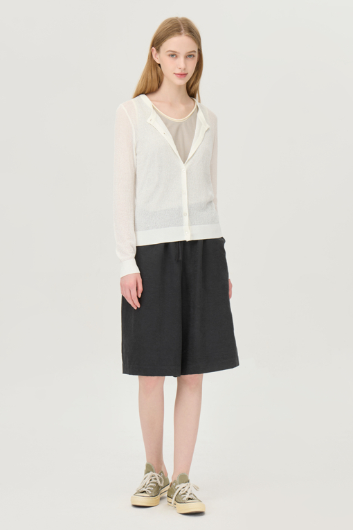 https://img.benettonmall.com/PARTS/KB/25F/BAKCE4541WH_MB_D5.jpg