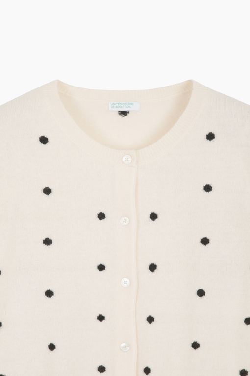 https://img.benettonmall.com/PARTS/KB/25F/BAKCF3561IV_MB_D12.jpg