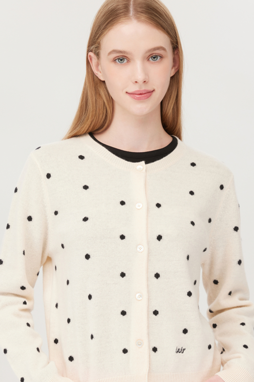 https://img.benettonmall.com/PARTS/KB/25F/BAKCF3561IV_MB_D2.jpg