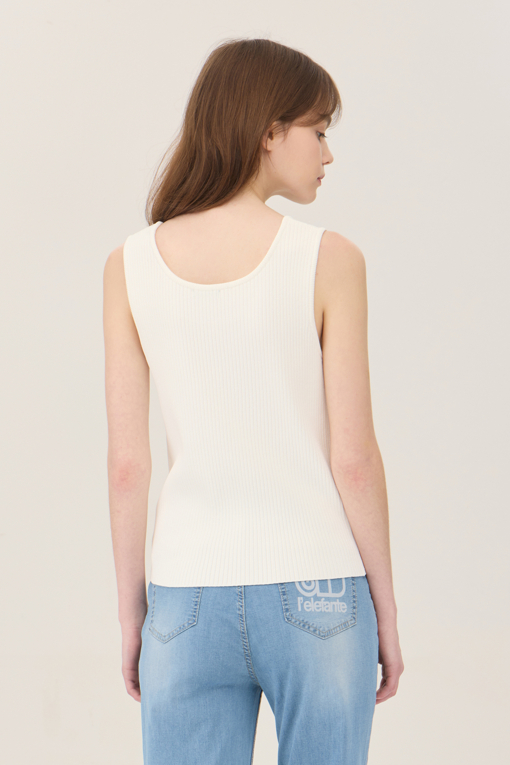 https://img.benettonmall.com/PARTS/KB/25F/BAKP01541IV_MB_D1.jpg