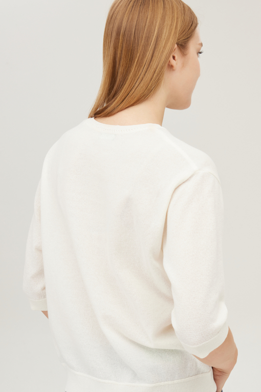 https://img.benettonmall.com/PARTS/KB/25F/BAKP07541WH_MB_D3.jpg