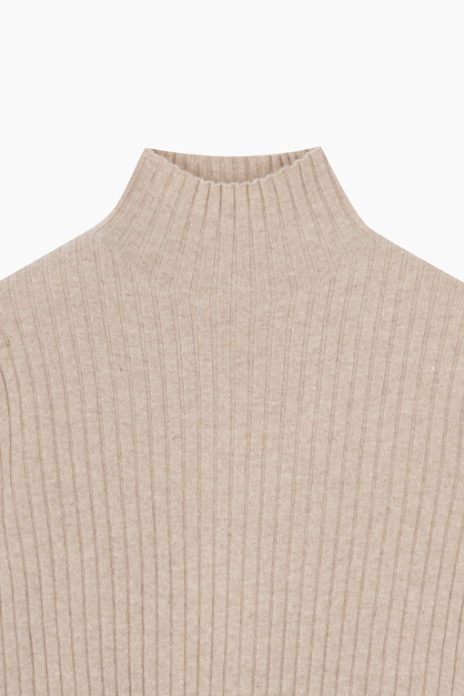 https://img.benettonmall.com/PARTS/KB/25F/BAKPE1561BG_MB_D2.jpg