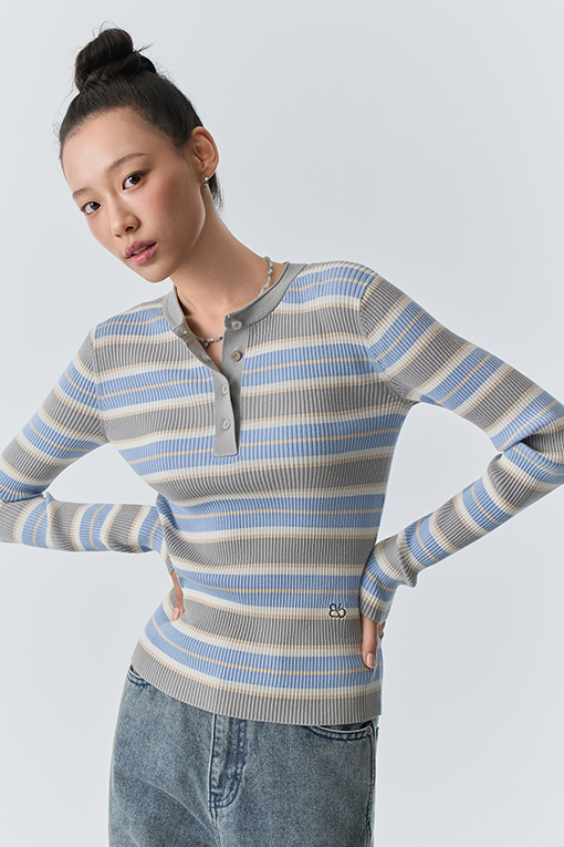 https://img.benettonmall.com/PARTS/KB/25F/BAKTY2541SB_MB_D0.jpg