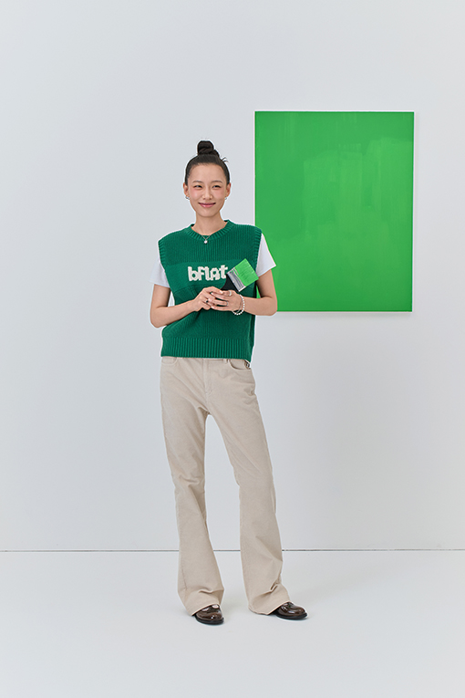 https://img.benettonmall.com/PARTS/KB/25F/BAKVY2541GN_MB_D1.jpg