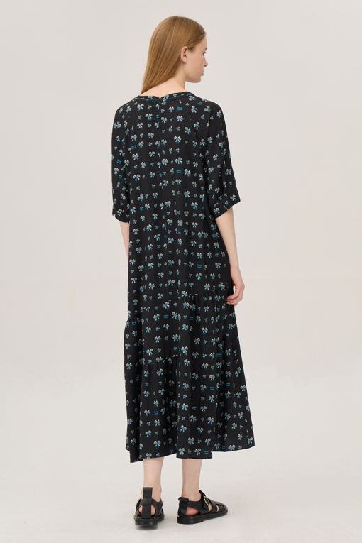 https://img.benettonmall.com/PARTS/KB/25F/BAOP01541BK_MB_D1.jpg