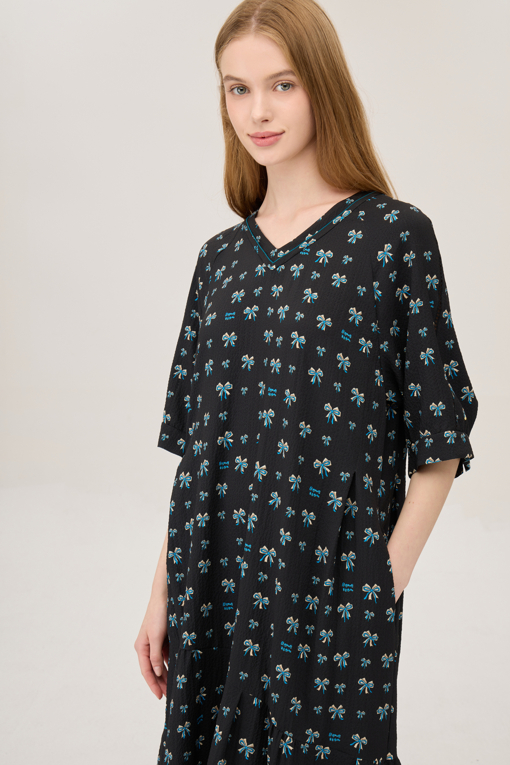 https://img.benettonmall.com/PARTS/KB/25F/BAOP01541BK_MB_D2.jpg